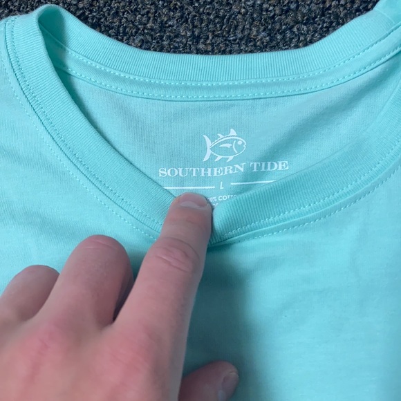 SOUTHERN TIDE ONLY WORN ONCE T SHIRT - Picture 2 of 4